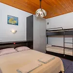 Apartament 2 Bedroom Awesome In *