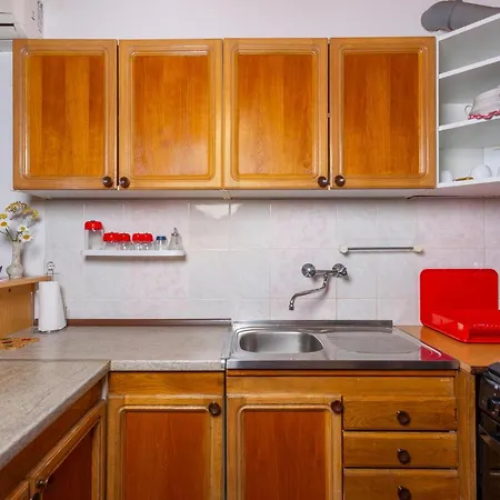 2 Bedroom Front In * Pinezići