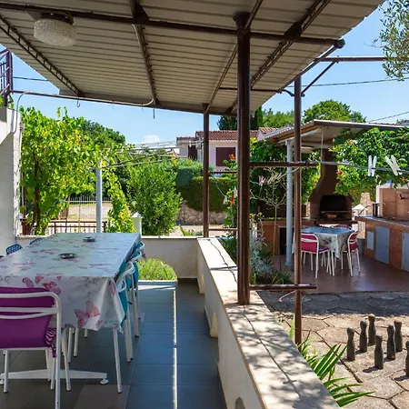 アパート 2 Bedroom Front In Pinezići